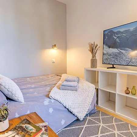 Pratique Plagne 1800 - 6 Pers. - Fr-1-885-53 * La Plagne